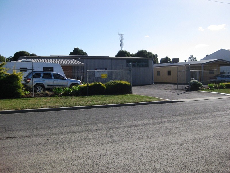 1A Baldock Court, Eaglehawk VIC 3556