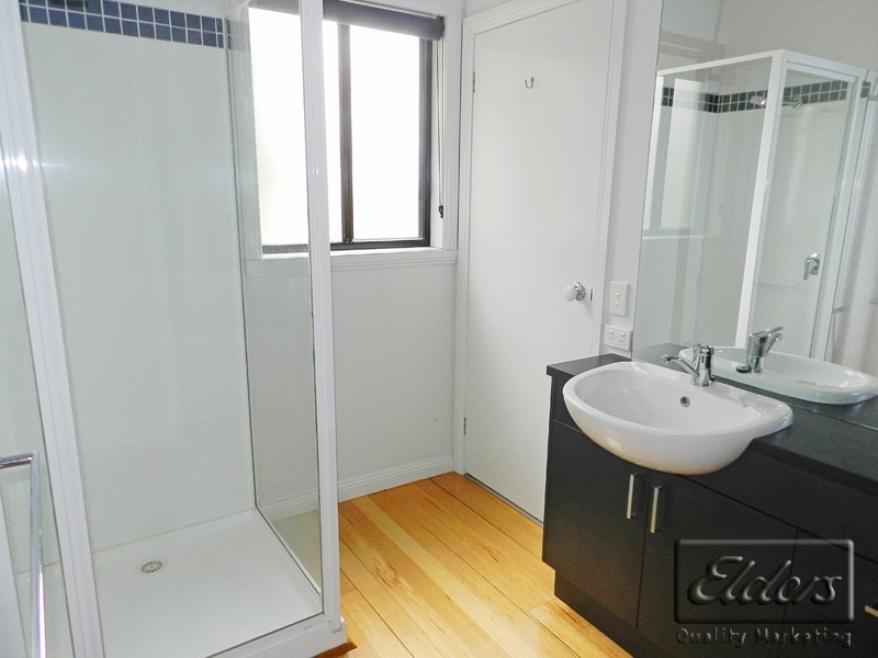 5 Luke Place, Flora Hill VIC 3550