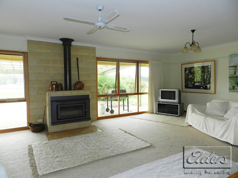 57 Davies Road, Walmer VIC 3463