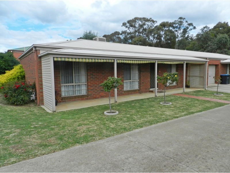 1/77 Broad Parade, Spring Gully VIC 3550