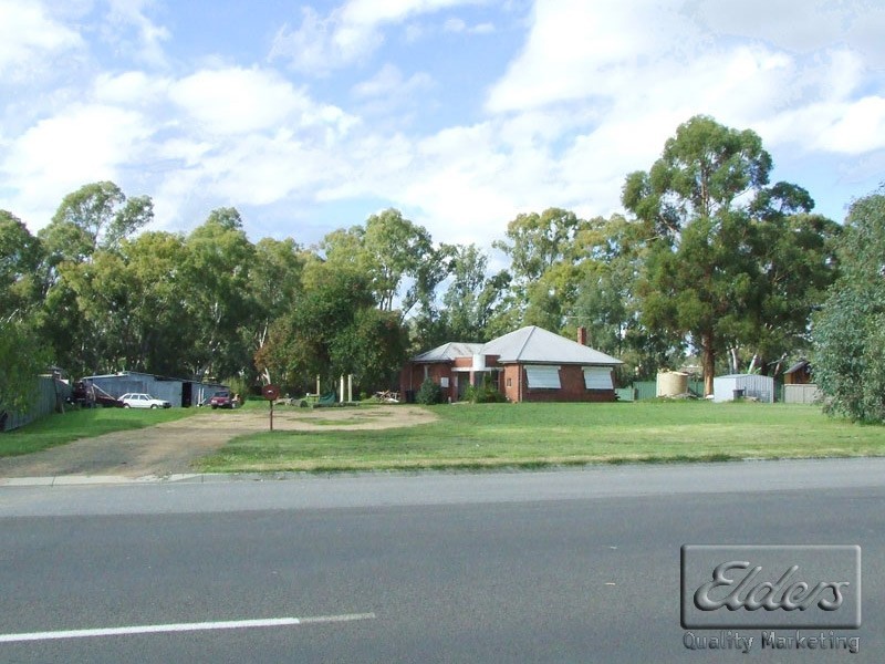 105 – 107 Crusoe Road, Kangaroo Flat VIC 3555