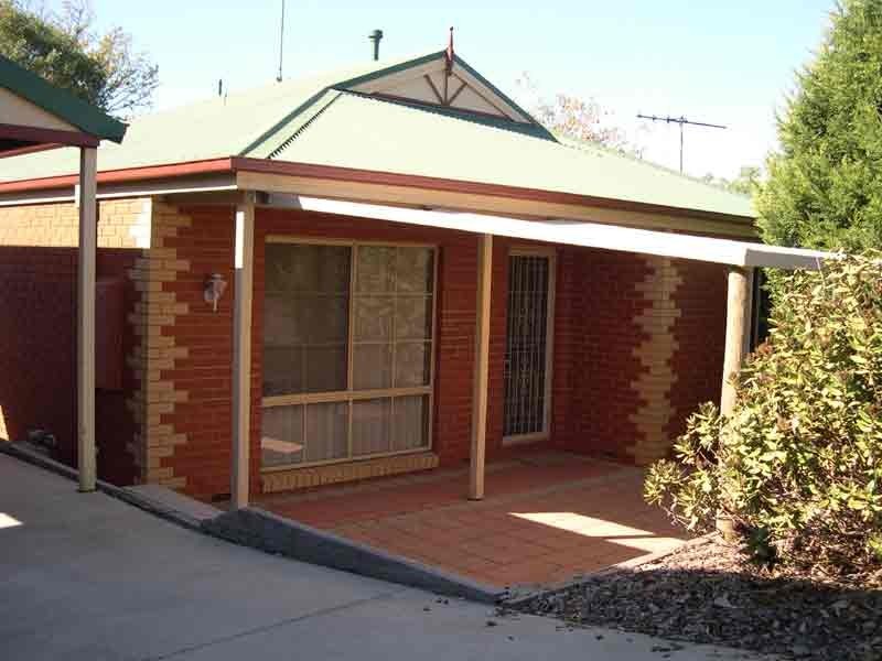 8  Quick Street, Ironbark VIC 3550