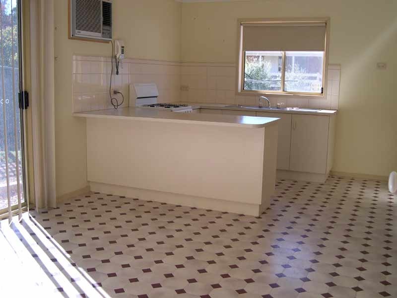 8  Quick Street, Ironbark VIC 3550