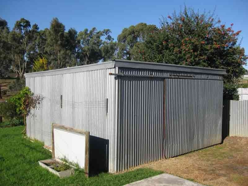 16 Lazarus Street, Golden Square VIC 3555