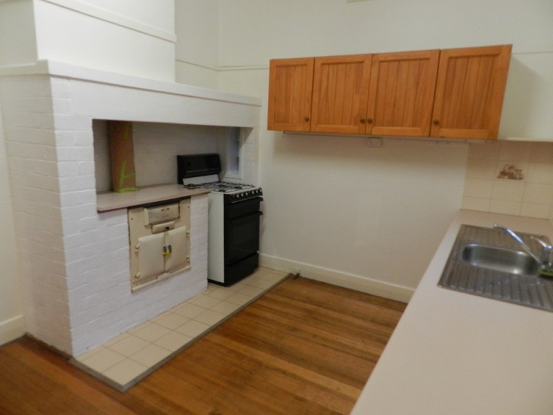 18 Booth Street, Golden Square VIC 3555