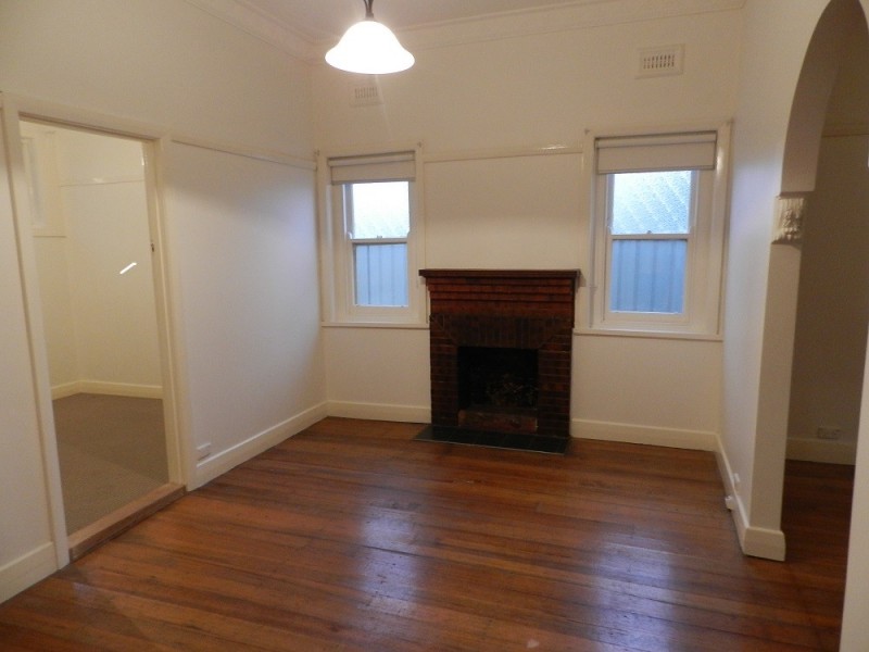 18 Booth Street, Golden Square VIC 3555