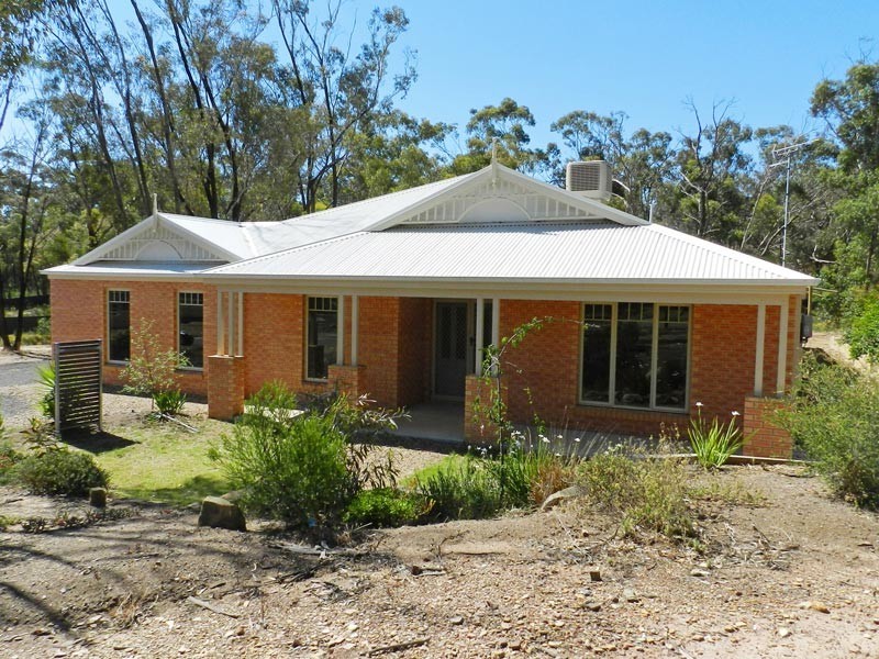 113 Pioneer Drive, Maiden Gully VIC 3551