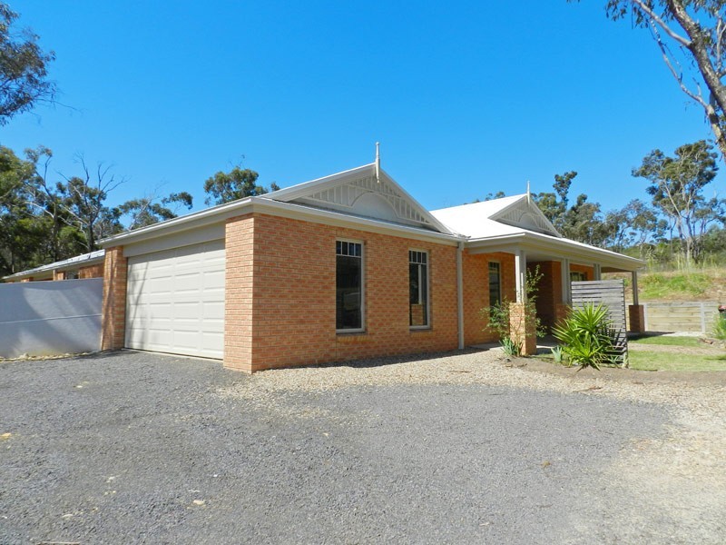 113 Pioneer Drive, Maiden Gully VIC 3551