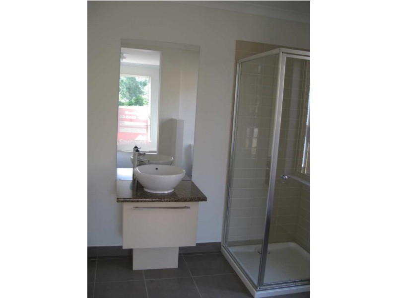 3 Tununga Circuit, Kangaroo Flat VIC 3555