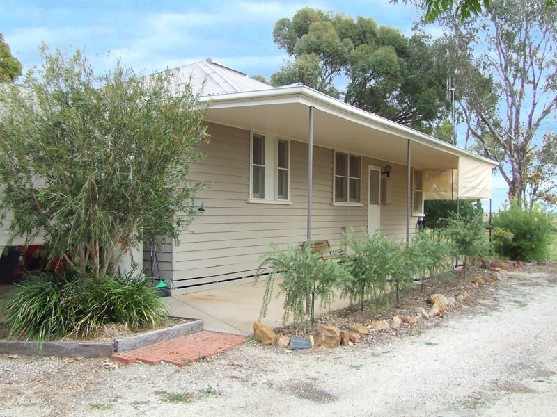 713 Pyramid-Yarraberb Road, Calivil VIC 3573