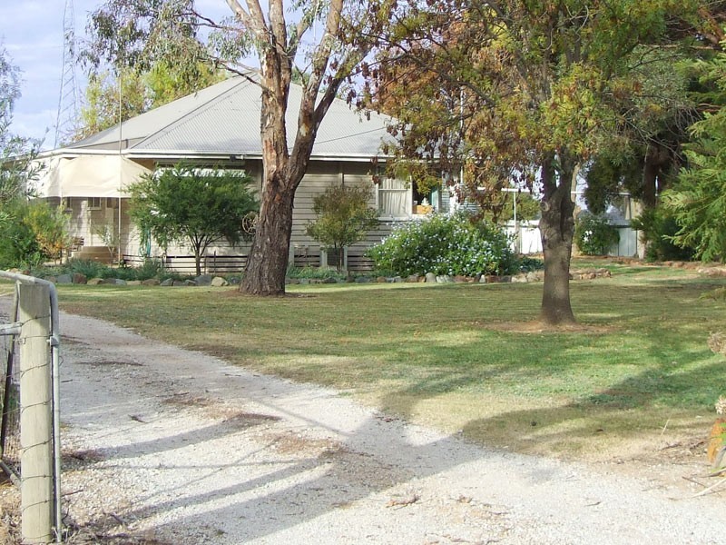 713 Pyramid-Yarraberb Road, Calivil VIC 3573