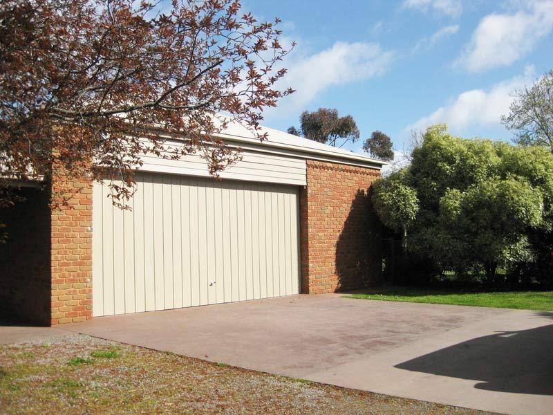 30 Belvoir Park Road, Bendigo VIC 3550