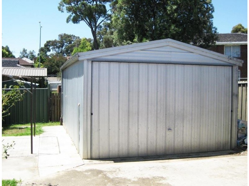 29 Ridgeway Crescent, Kennington VIC 3550