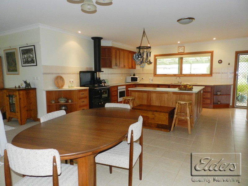 57 Davies Road, Walmer VIC 3463