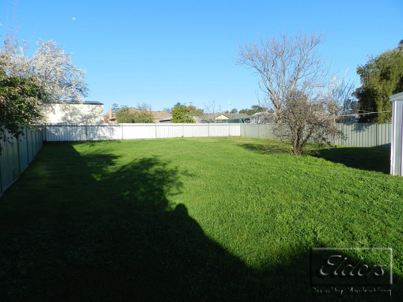 35 Sternberg Street, Kennington VIC 3550