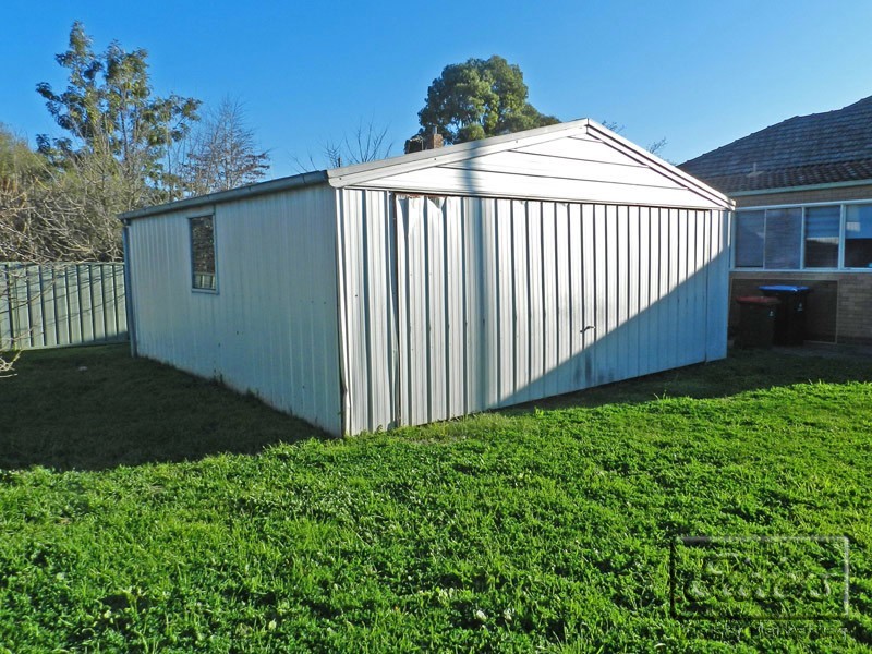 35 Sternberg Street, Kennington VIC 3550