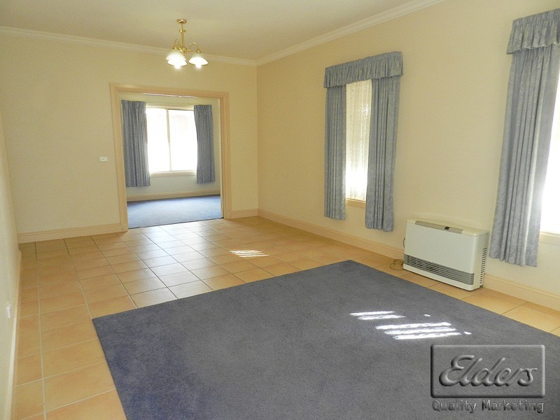 19 Peace Street, Kangaroo Flat VIC 3555