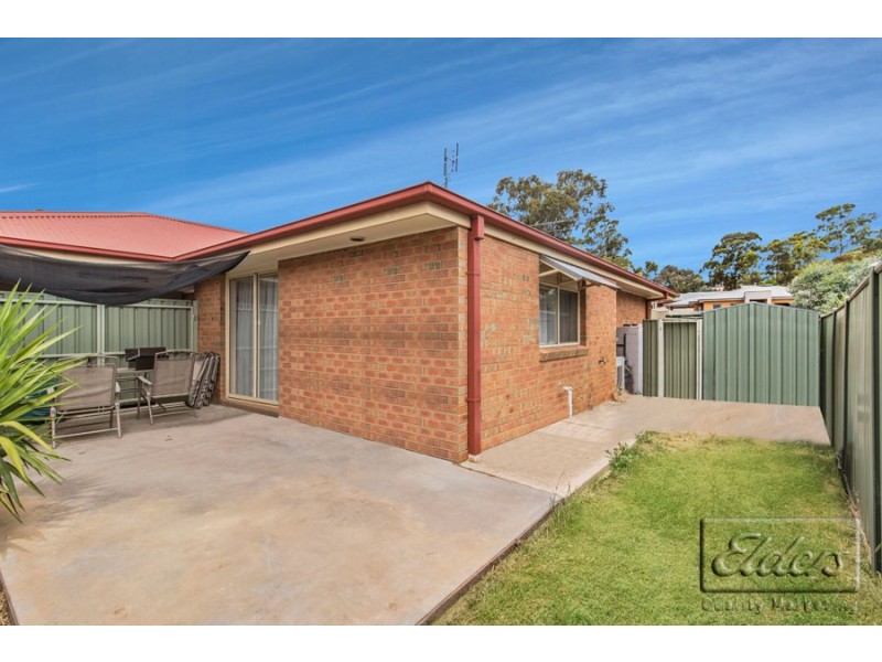1 Luke Place, Flora Hill VIC 3550