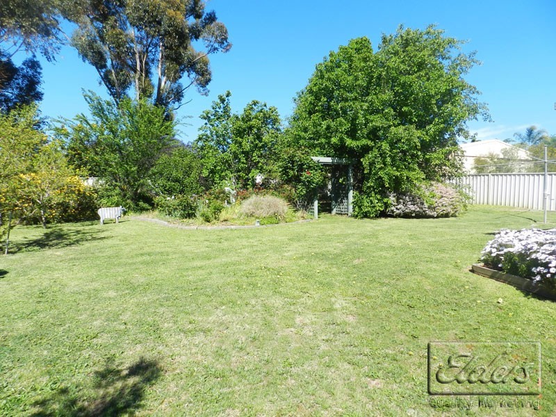 18 O’Dea Crescent, Kangaroo Flat VIC 3555