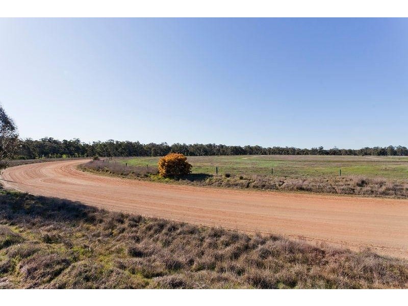 1535 McIvor Highway, Longlea VIC 3551