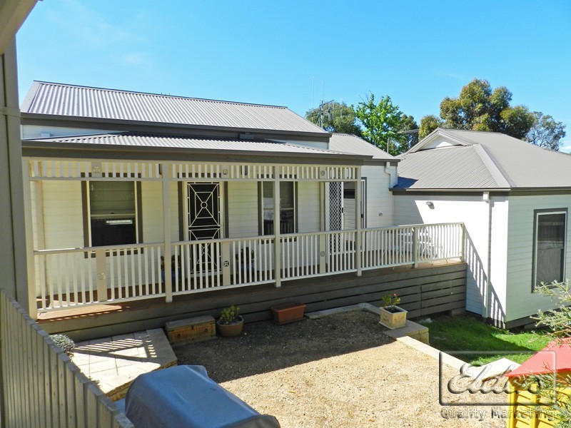 4 Quick Street, Ironbark VIC 3550