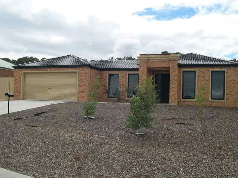 128 Queen Street, Kangaroo Flat VIC 3555