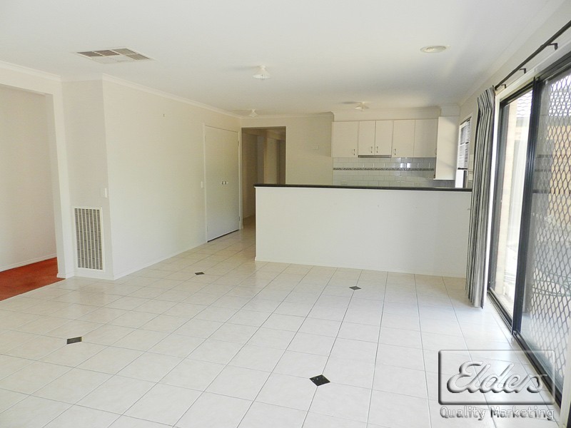 128 Queen Street, Kangaroo Flat VIC 3555