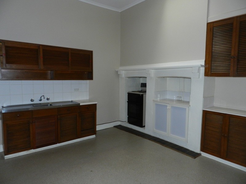 8A Sailors Gully Rd, Eaglehawk VIC 3556