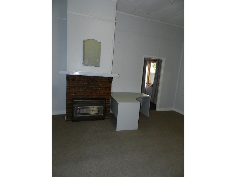 8A Sailors Gully Rd, Eaglehawk VIC 3556