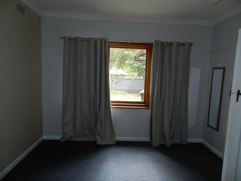 8A Sailors Gully Rd, Eaglehawk VIC 3556