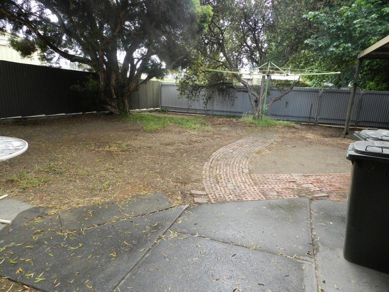 8A Sailors Gully Rd, Eaglehawk VIC 3556