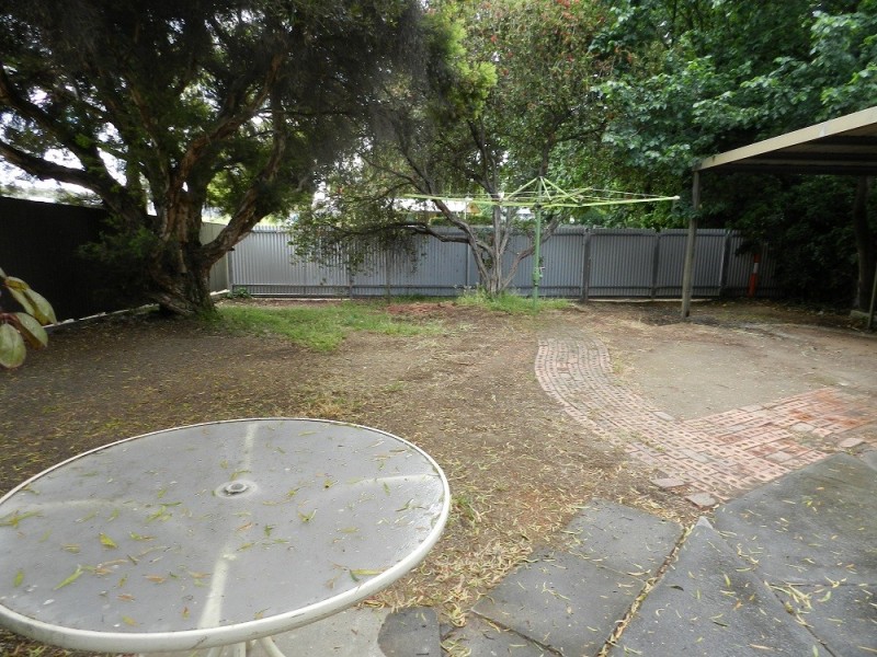 8A Sailors Gully Rd, Eaglehawk VIC 3556