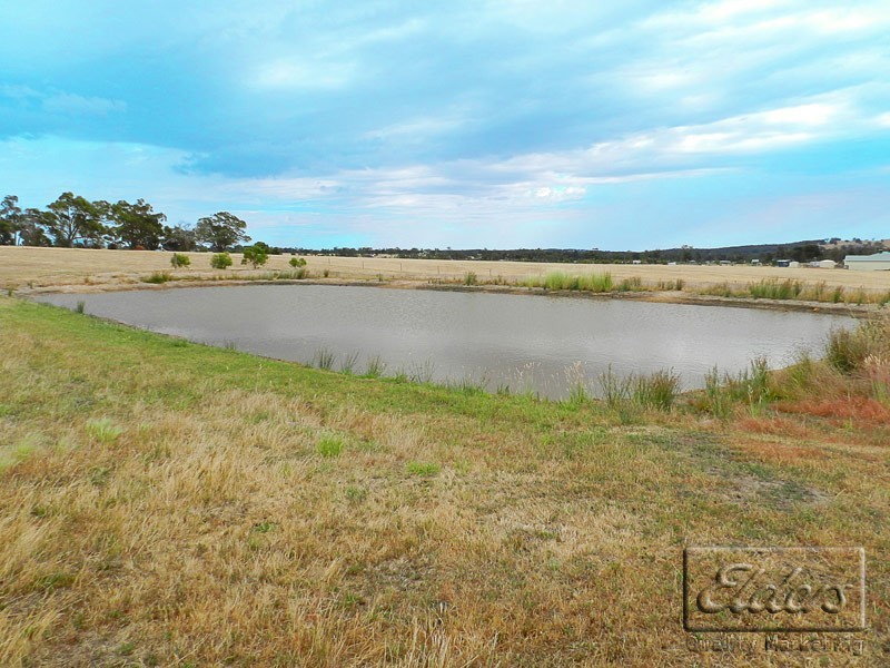 75 Sunrise Crescent, Lockwood South VIC 3551