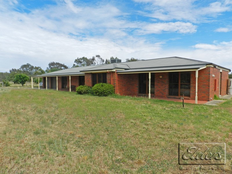49 O’Briens Lane, Longlea VIC 3551