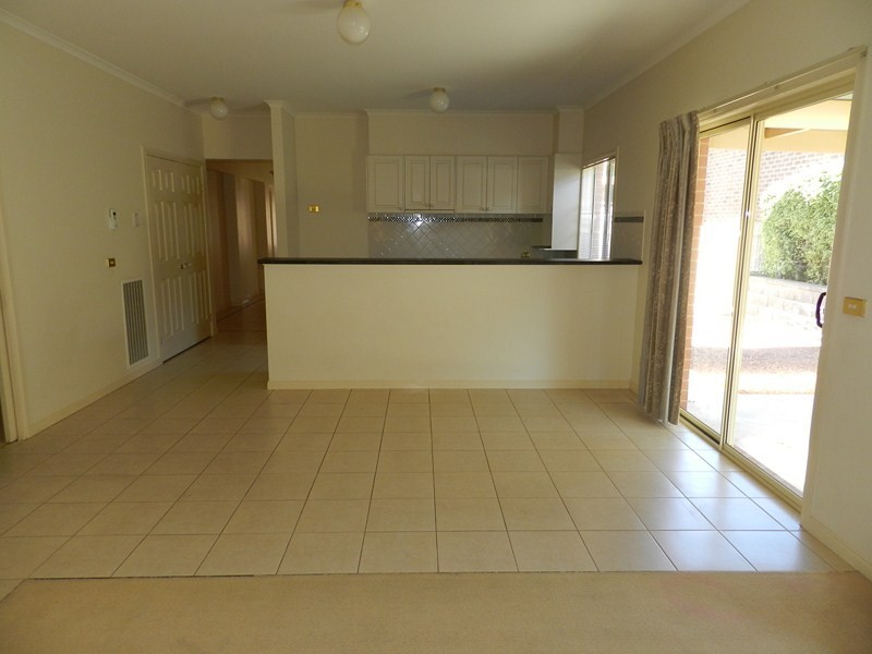 1 Bramley Place, Kennington VIC 3550