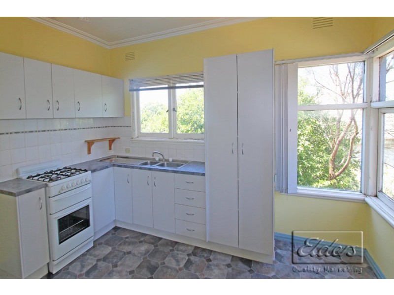 34 Specimen Hill Road, Golden Square VIC 3555