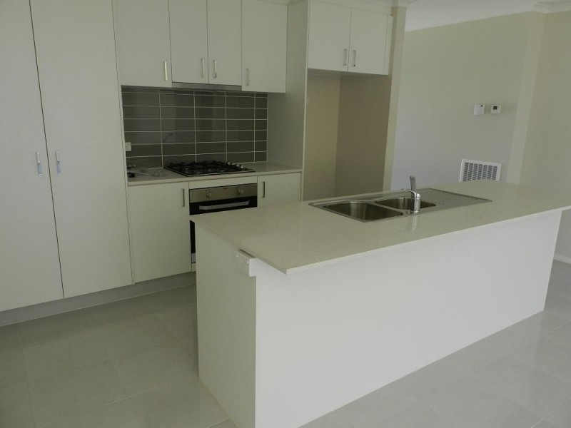 19 Bronze Drive, Kangaroo Flat VIC 3555