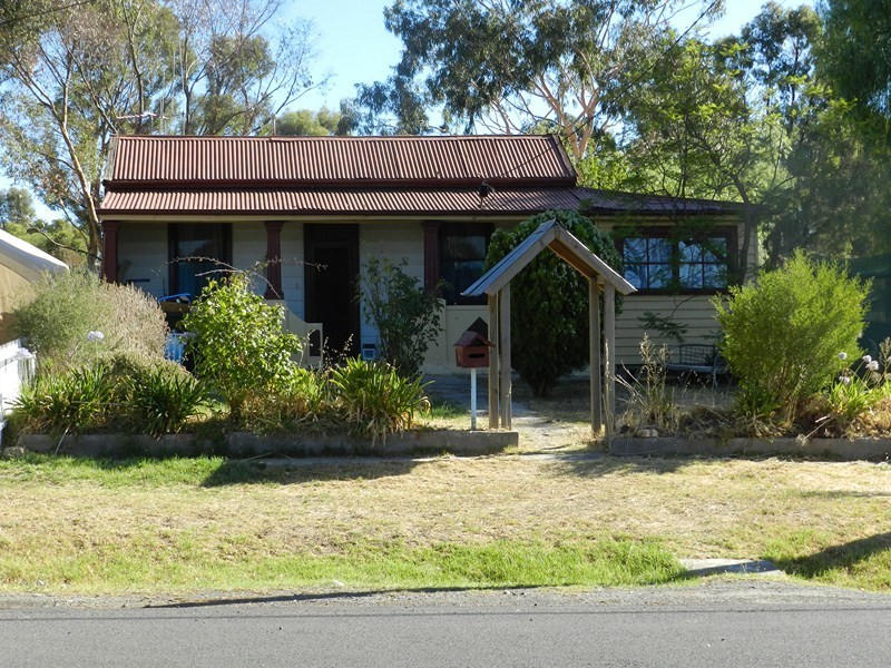 11 Tariff Street, Eaglehawk VIC 3556