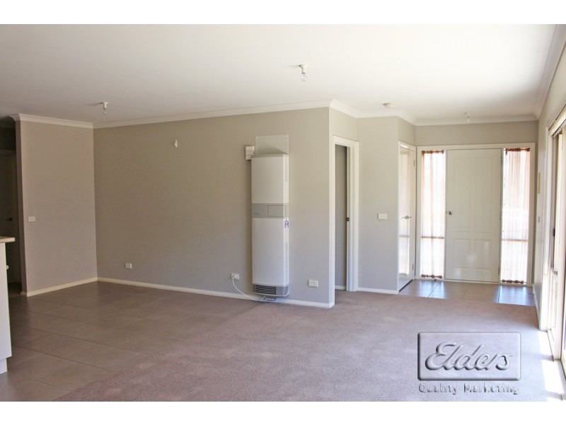 1/8 Glencoe Street, Kennington VIC 3550