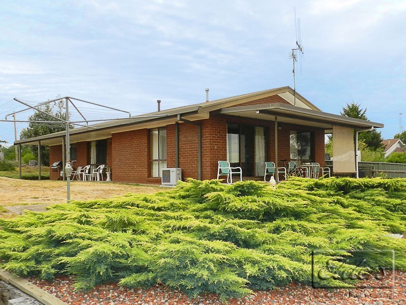 20 Hill Street, Kangaroo Flat VIC 3555