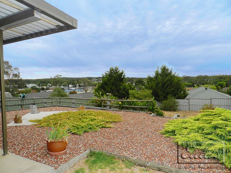 20 Hill Street, Kangaroo Flat VIC 3555