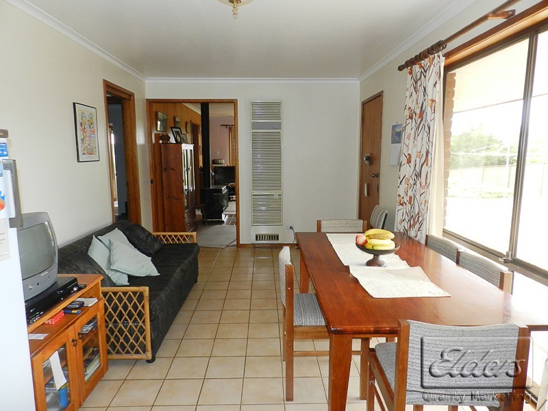 20 Hill Street, Kangaroo Flat VIC 3555