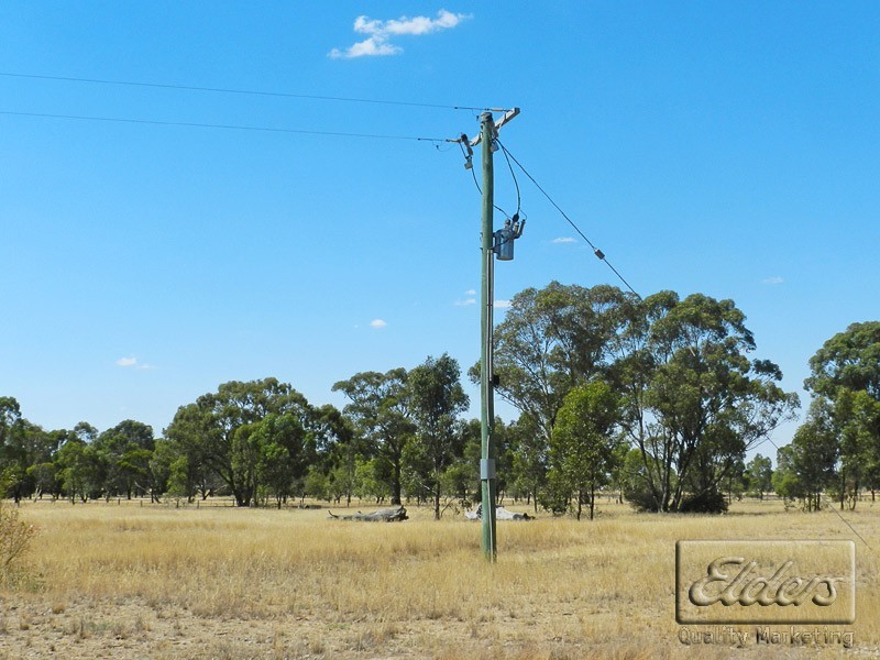 Cnr Weeah Street and Bywater Road, Inglewood VIC 3517