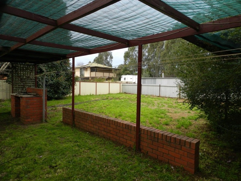 17 Maroo Street, North Bendigo VIC 3550