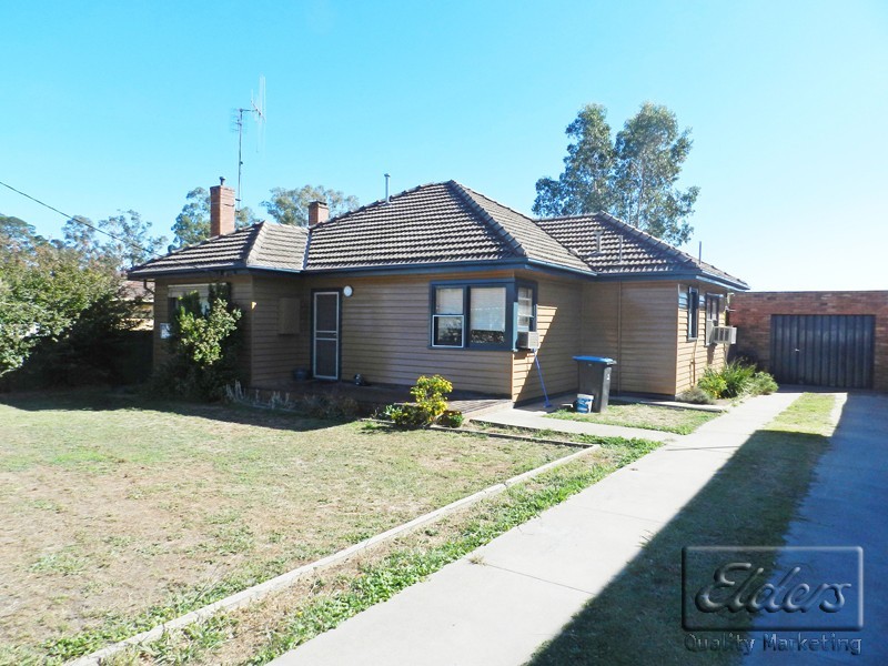 14 May Street, Kangaroo Flat VIC 3555