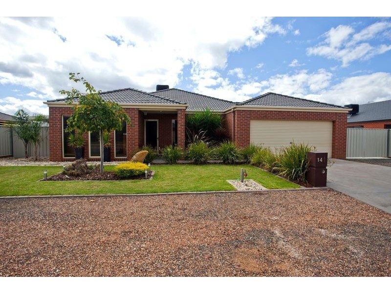 14 Dowker Street, Epsom VIC 3551