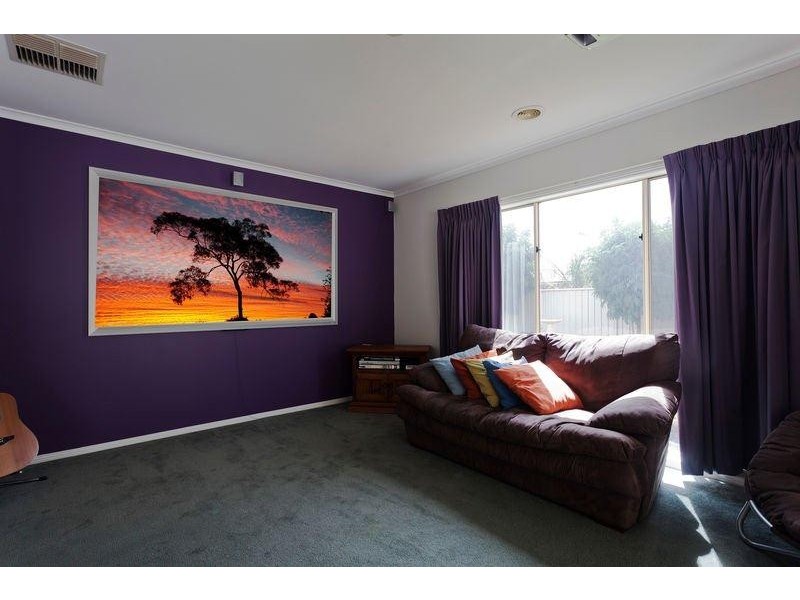 14 Dowker Street, Epsom VIC 3551