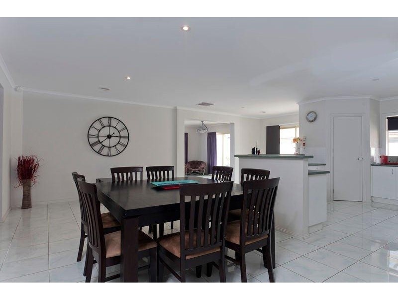 14 Dowker Street, Epsom VIC 3551