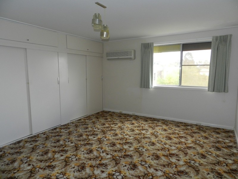 48 Race St, Flora Hill VIC 3550