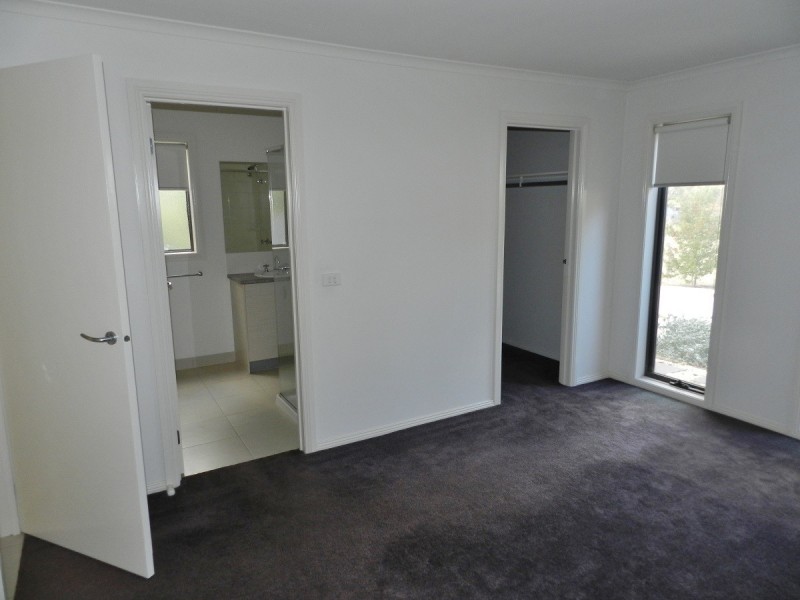 5/27 Lawson Street, Spring Gully VIC 3550